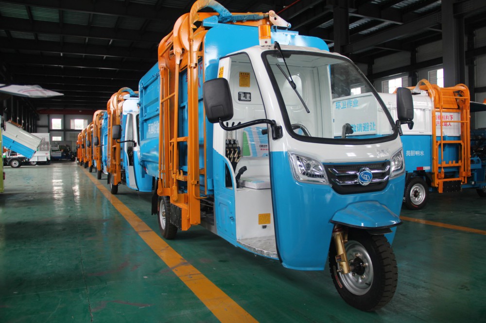 清運(yùn)車